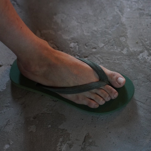 100% NATURAL RUBBER BEACH SANDAL