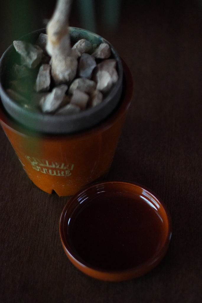 CS AMARILLO PLANTER PLATE