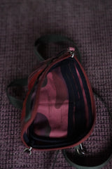 IN THE PINK WALLET BAG
