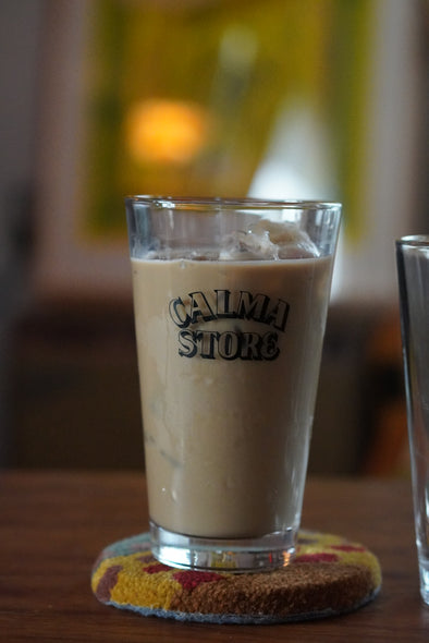 PINT GLASS BLACK CALMA STORE LOGO