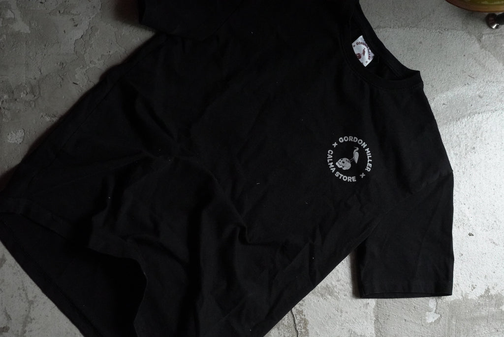 GORDON MILLER × CALMA STORE SKULL&IGLET BLACK  STANDARD T