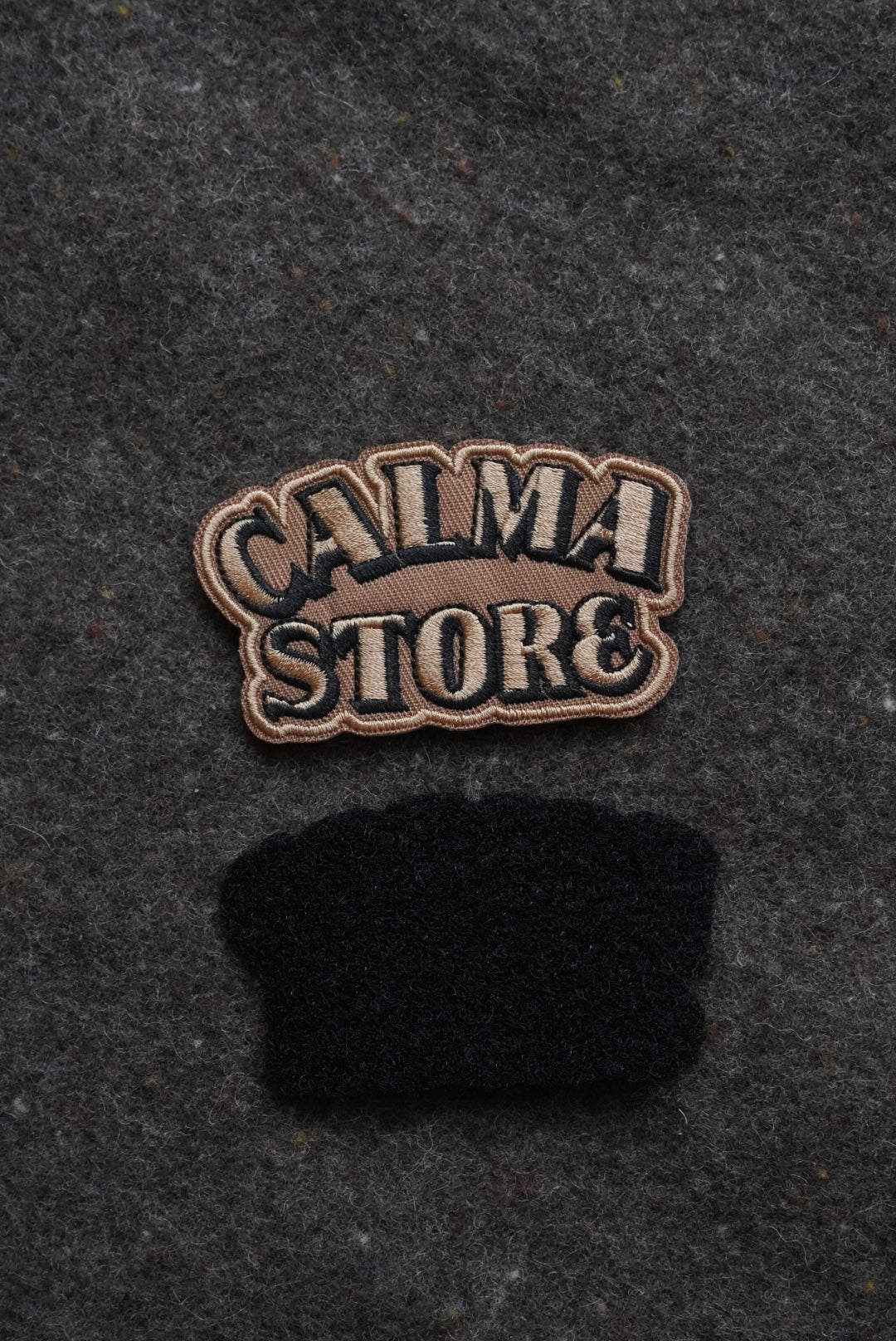 CALMA STORE BROWN ワッペンS
