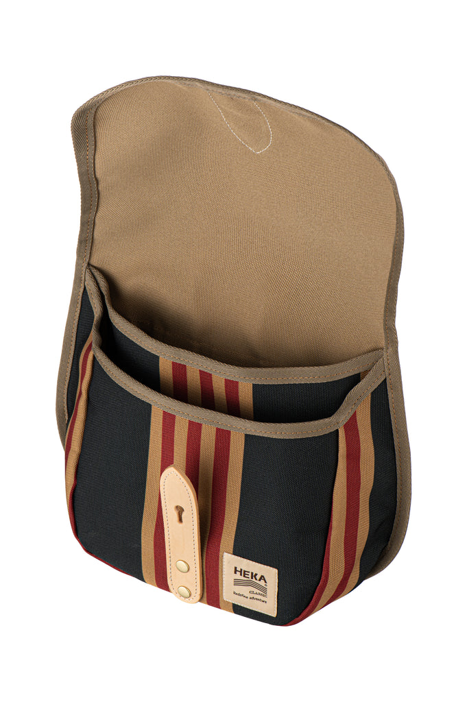 SIDE POUCH SIGNATURE REGIMENTAL STRIPE