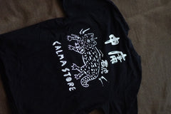 GRAPHIC TEE "石虎" BLACK