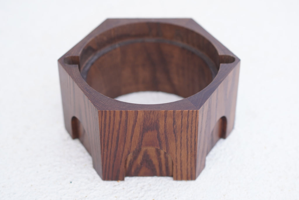【アーカイブ】Wood base for the victor
